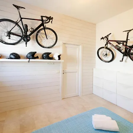 別荘 Celeste カリアリ